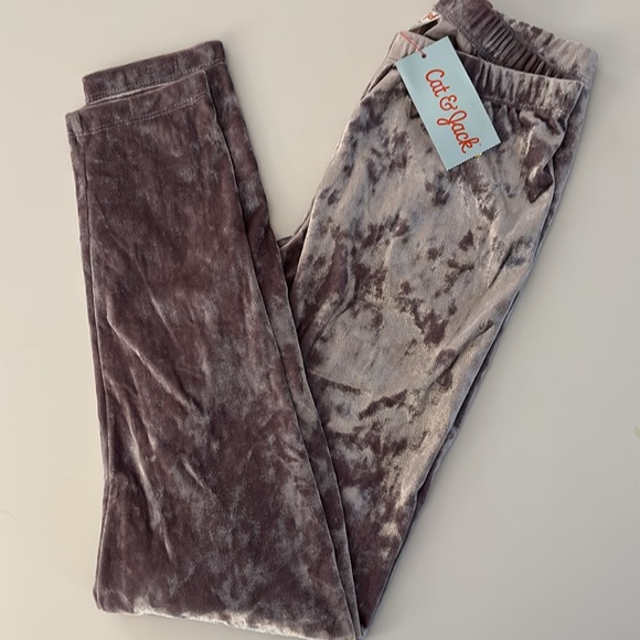 Cat &Jack Top & Velvet Leggings - Picture 4 of 5